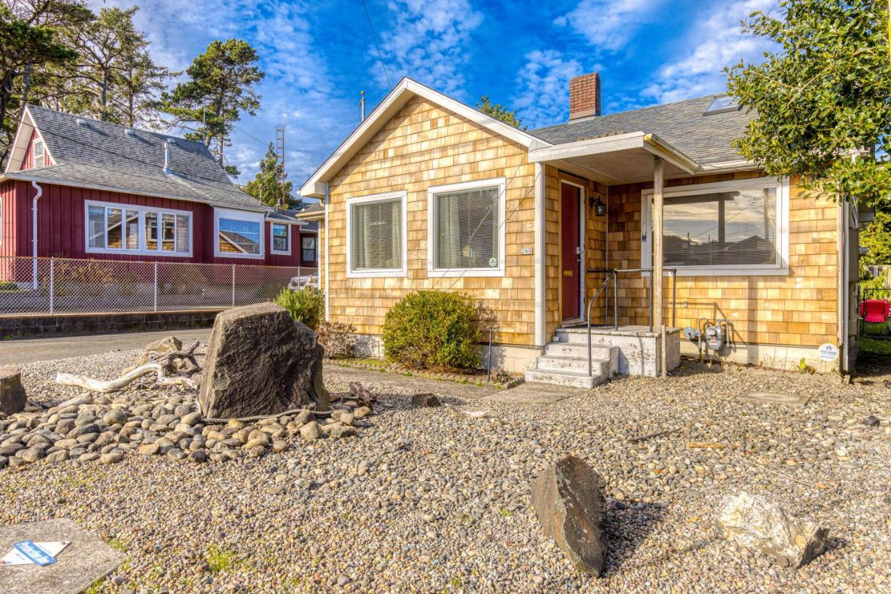 Villa On The Rocks Seaside Exterior foto